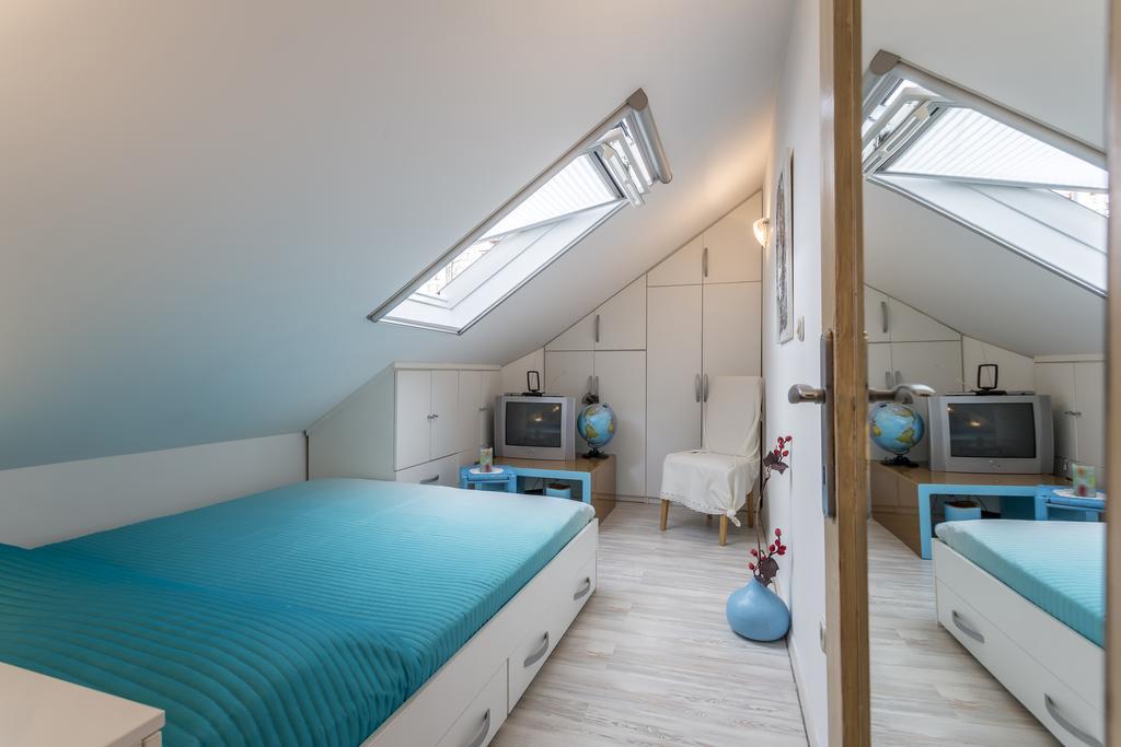 Sara Apartman *