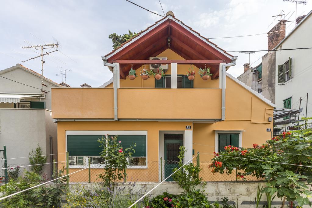 Sara Apartman