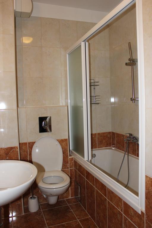 Deluxe Manuela With Balcony Center