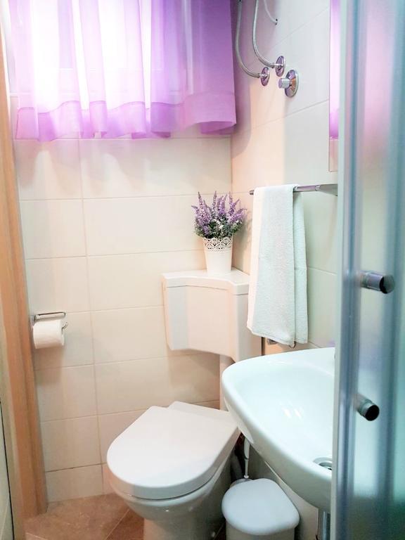 Gasthof Ivana With Private Bathroom - Center Of Split