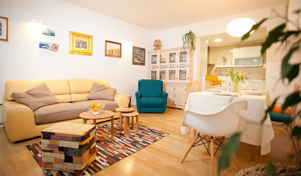 Roko Apartment
