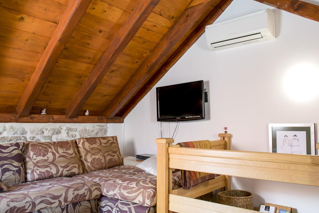 Salvezani Apartment