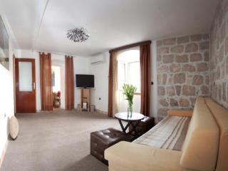 Veli Varos Apartment Split