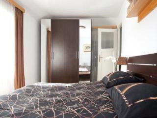 Veli Varos Apartment