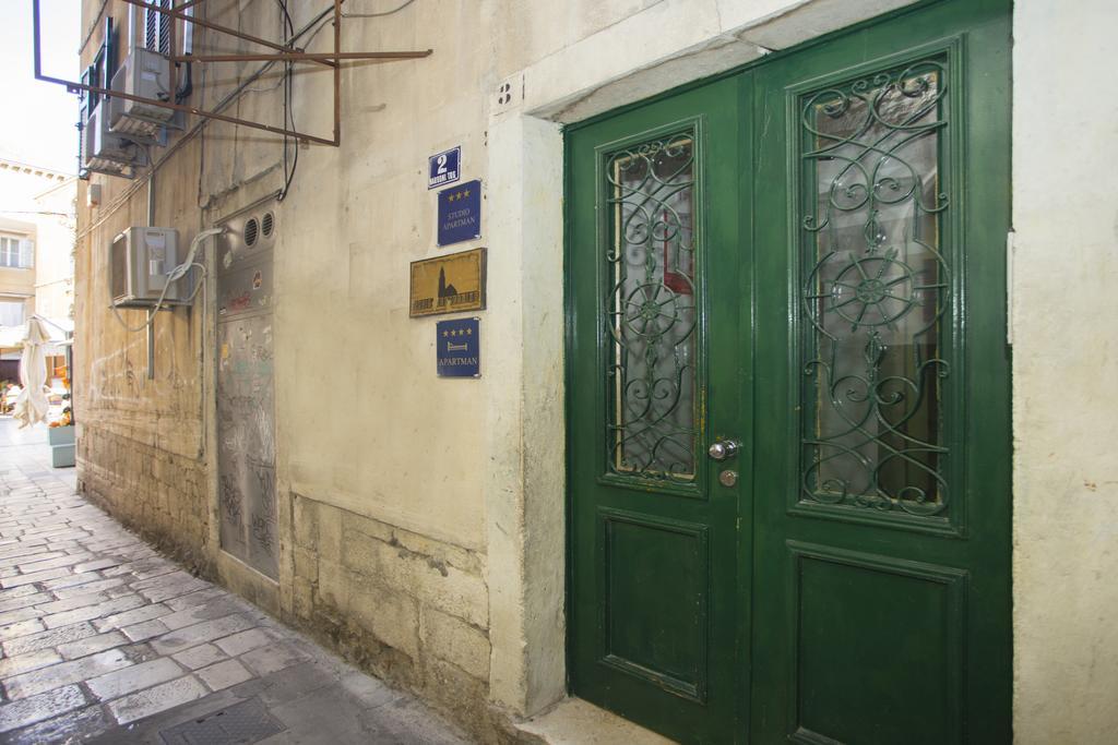 Apartment Old Square *