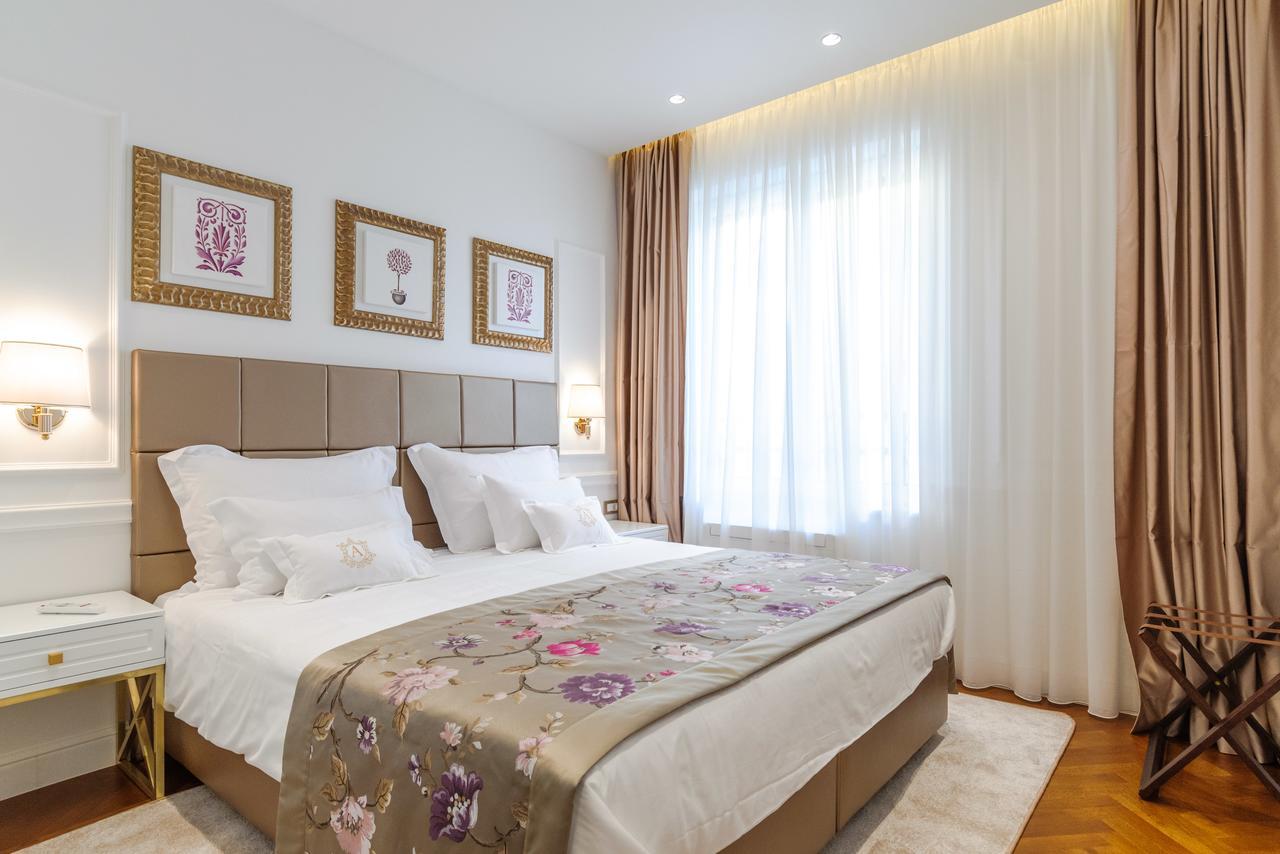 Acomodação com café da manhã  Ann Luxury Split