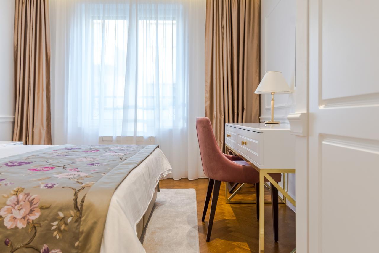 Acomodação com café da manhã  Ann Luxury Split
