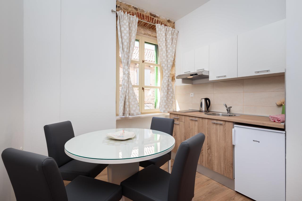 Lux Cindro Studio In Center Apartment