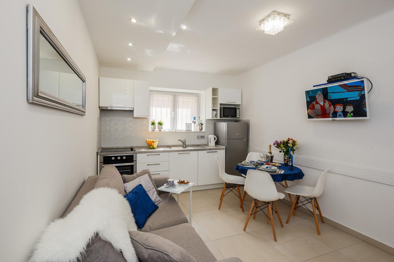 Emica Apartment