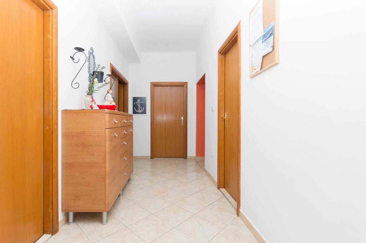 Apartment Apartment Leo