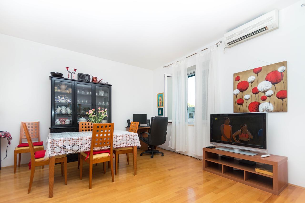 Apartment Apartment Leo *