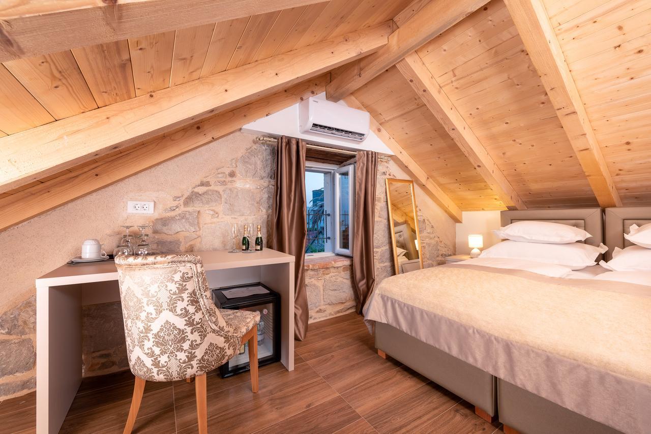 Agava Hotel 4*