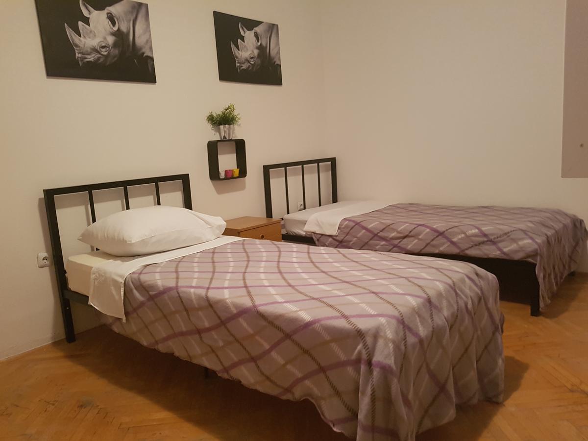 Apartment 4 Kilometar To Centar *