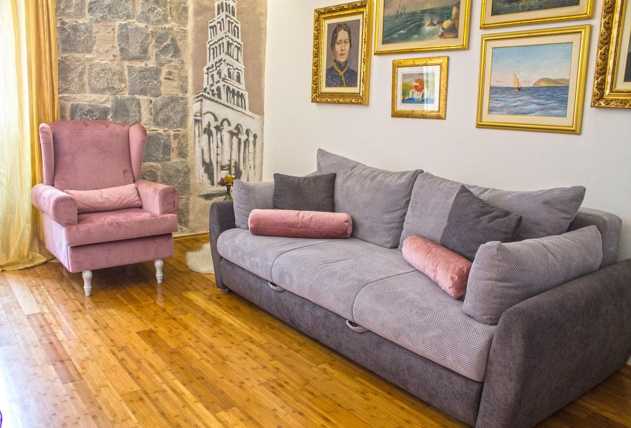 Theatre Apartamento Split