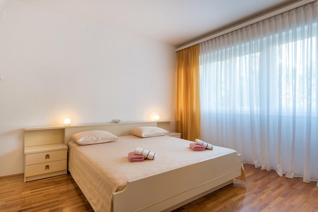 Washingtonova Apartment Split