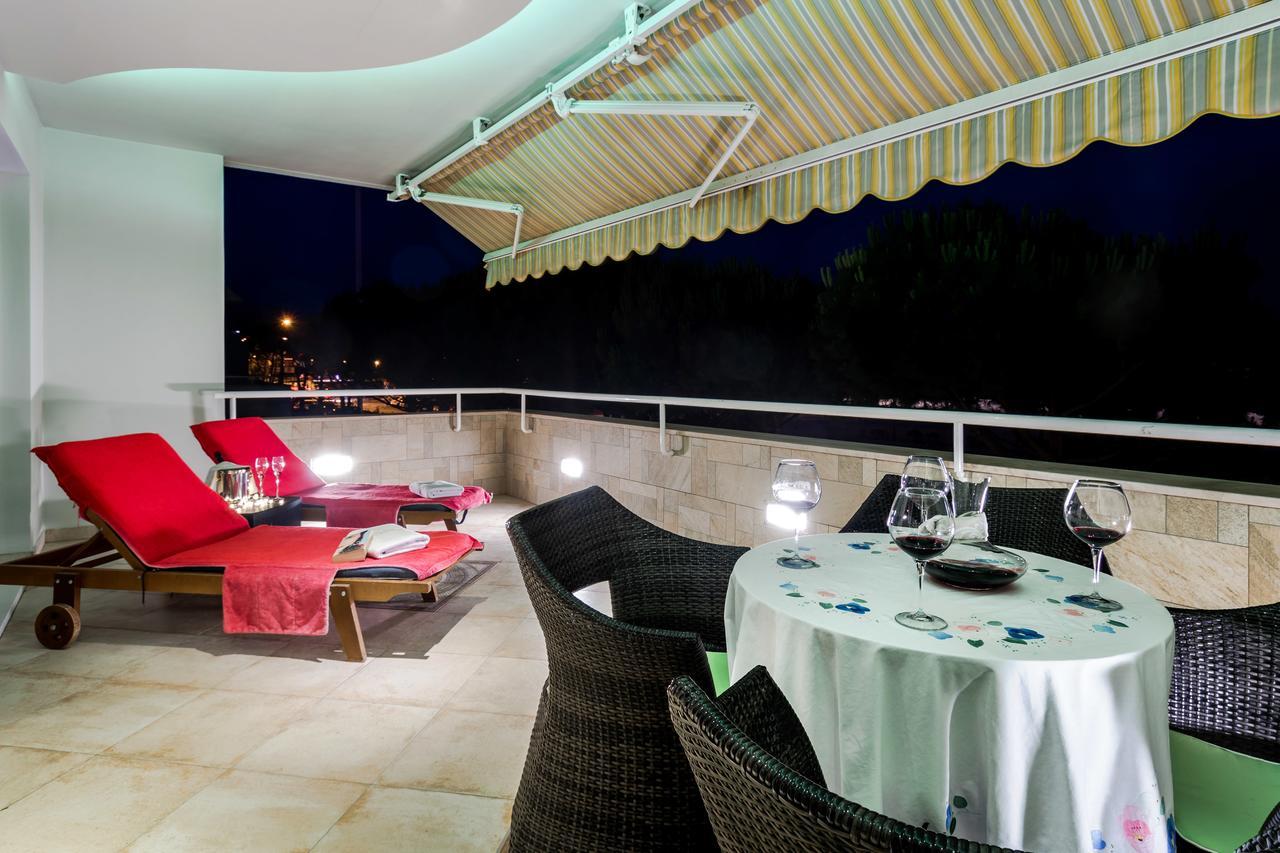 Luxury Seaside Split