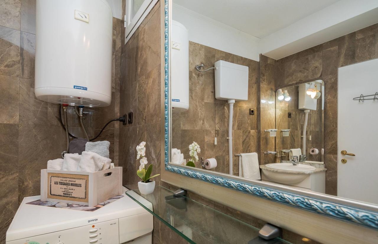 Panoramic City Apartment Apartment