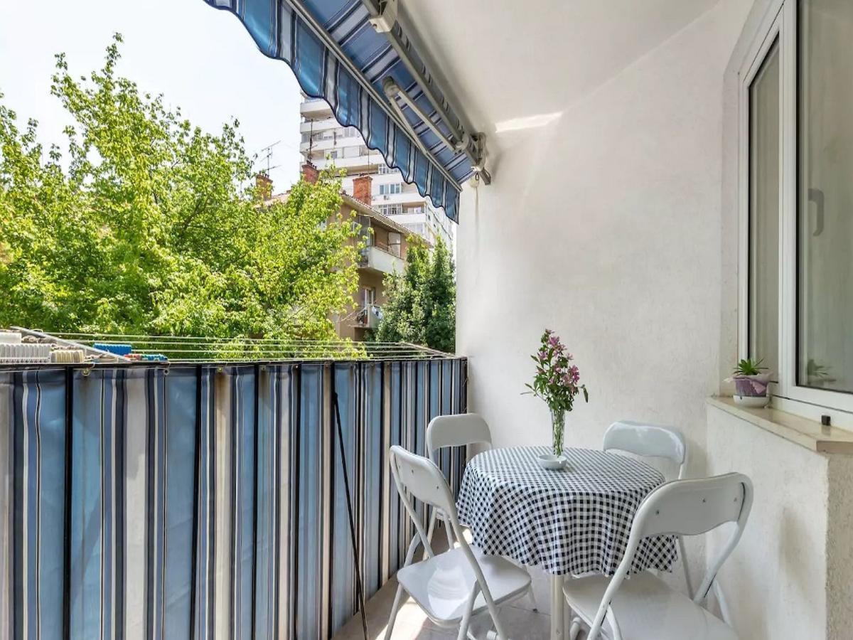 Ursus Apartment