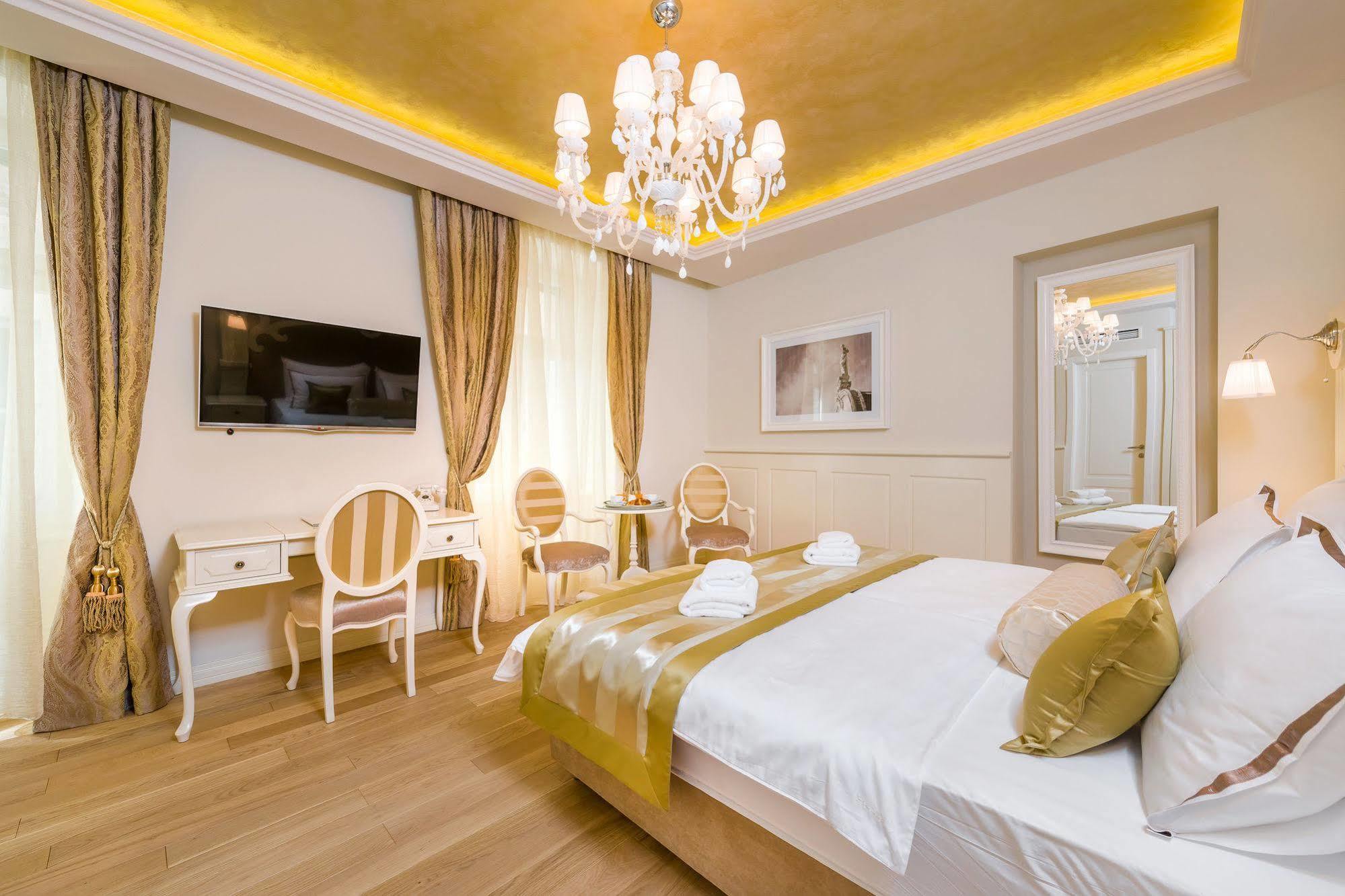Piazza Heritage 4*