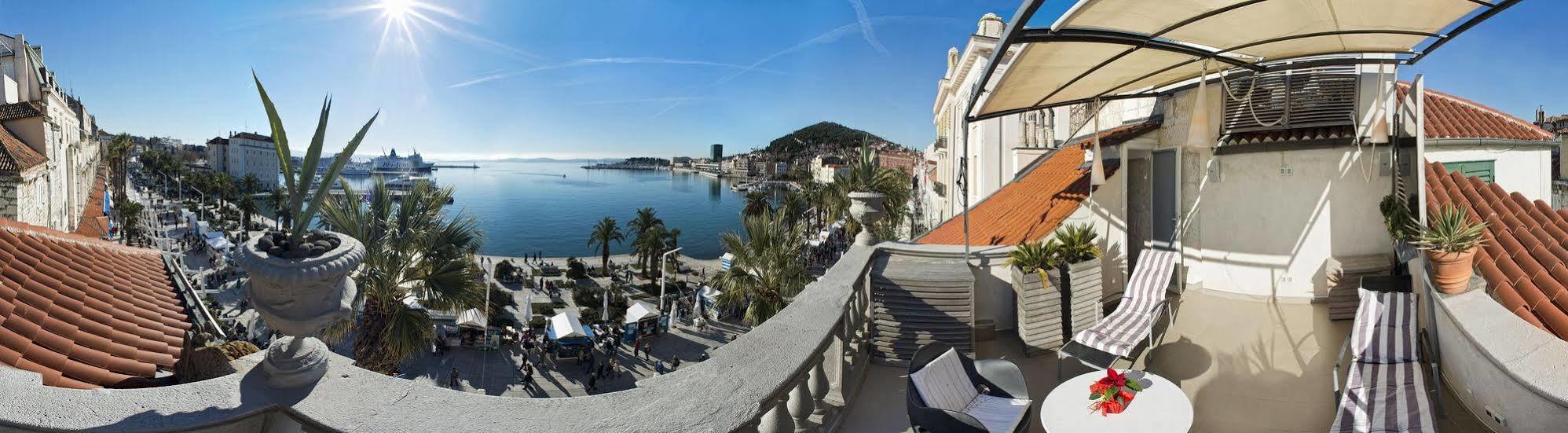 Riva And Diocletian * Split