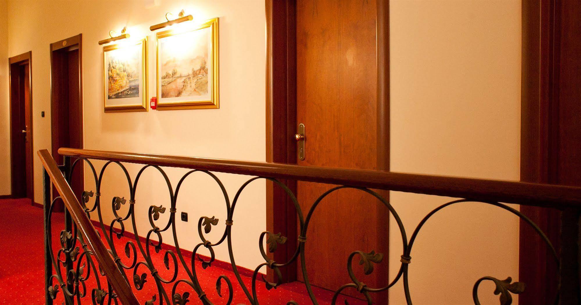 Globo Hotel Split