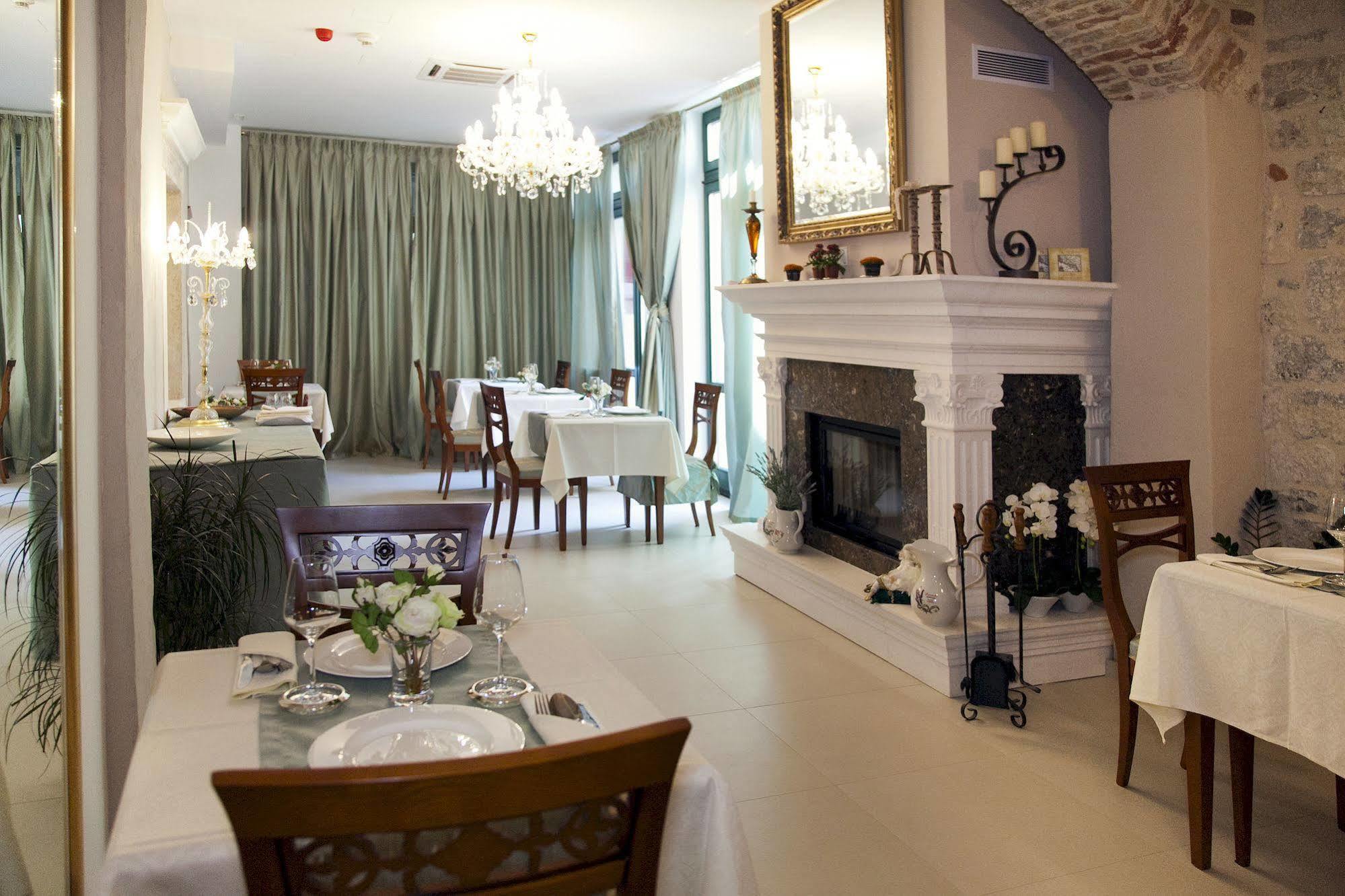 Judita Palace Heritage 4* Split