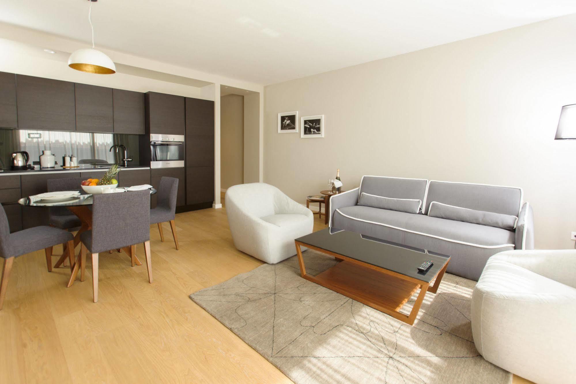 Aparthotel By Vestibul Palace 4*