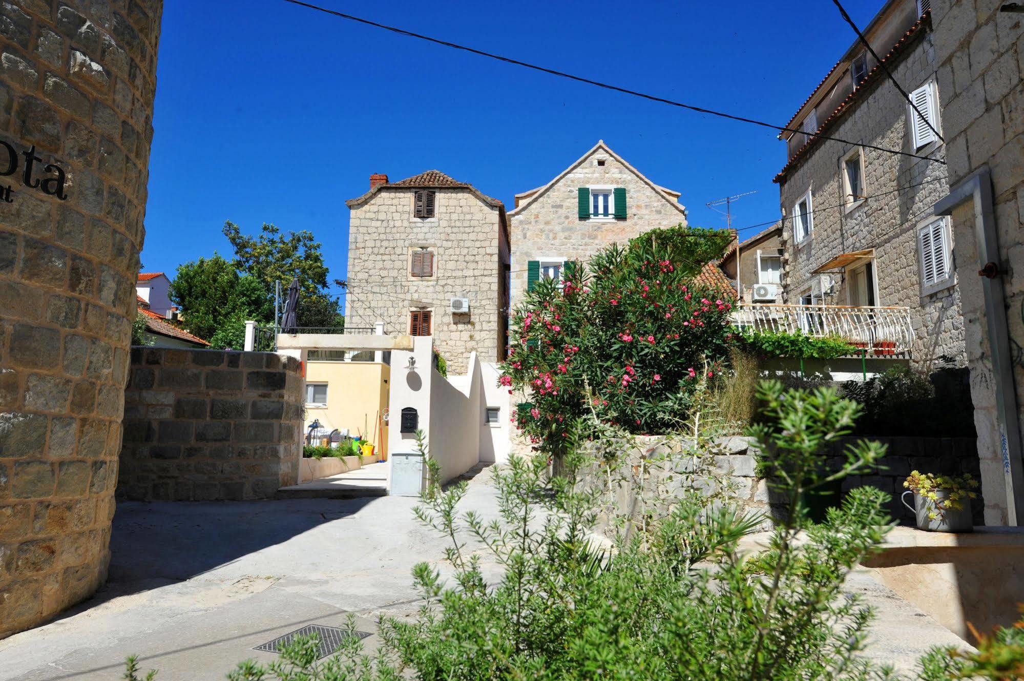 Ibella Boutique 4*