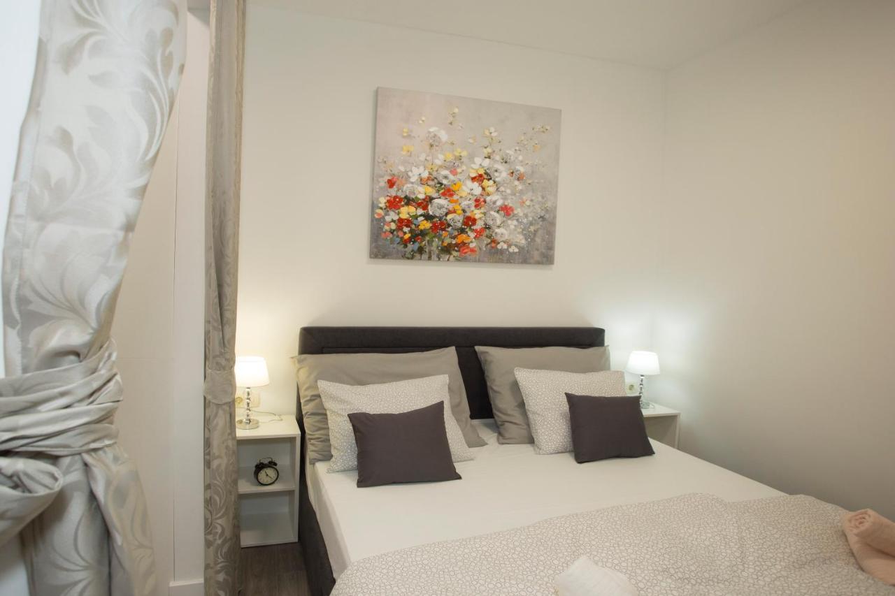 Klara Apartment *