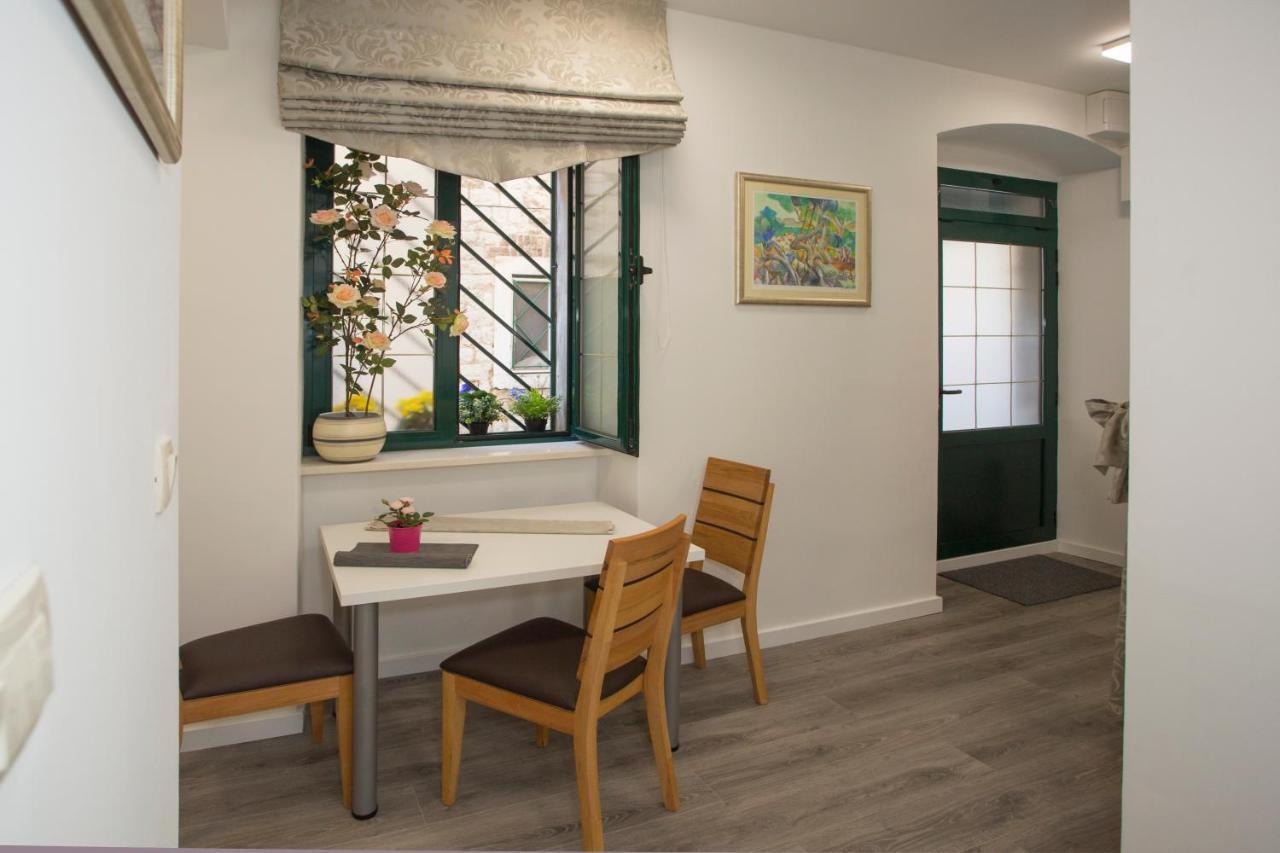Apartment Klara *