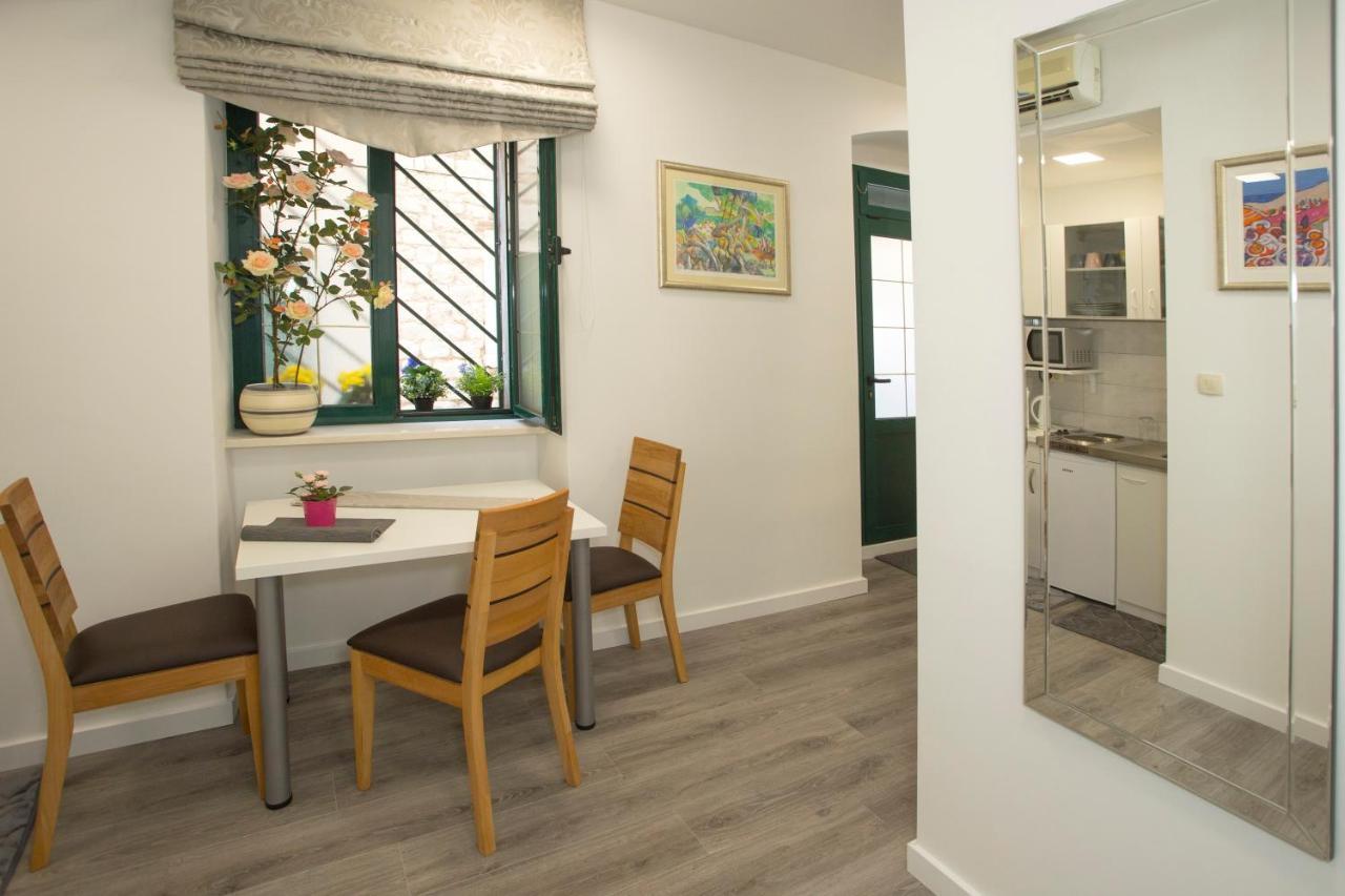 Klara Apartment