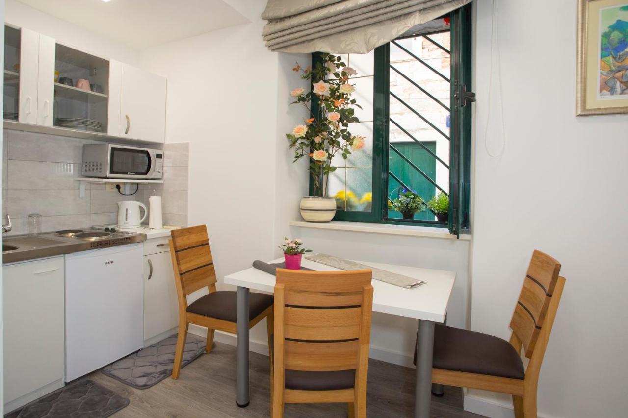 Klara Apartment
