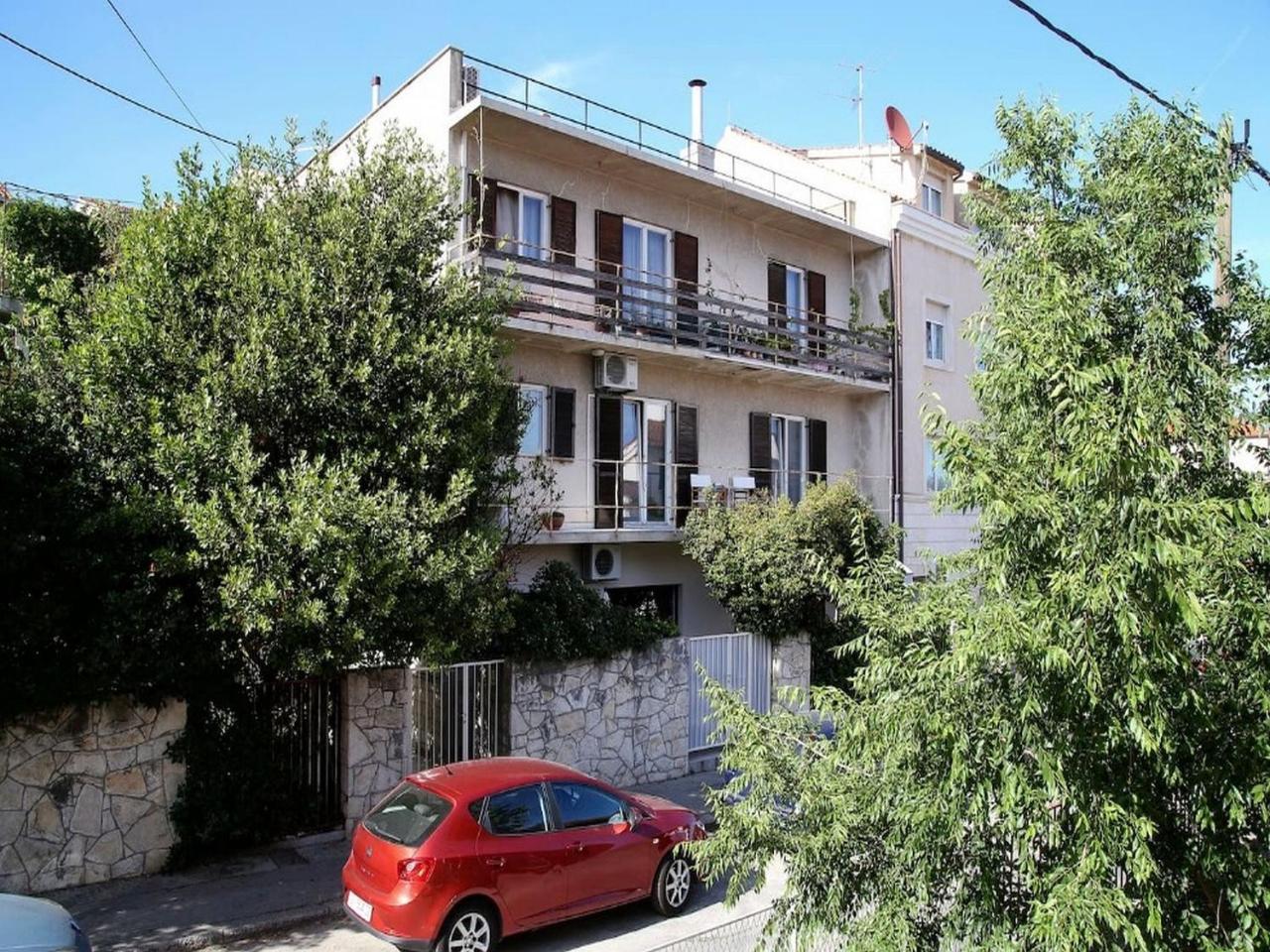 Laka Apartment