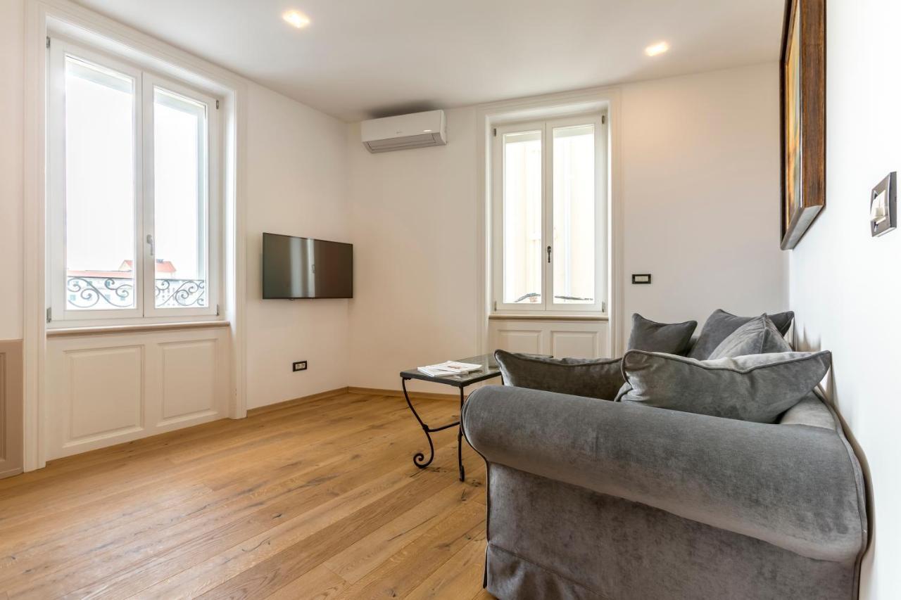 Queen Apartment *