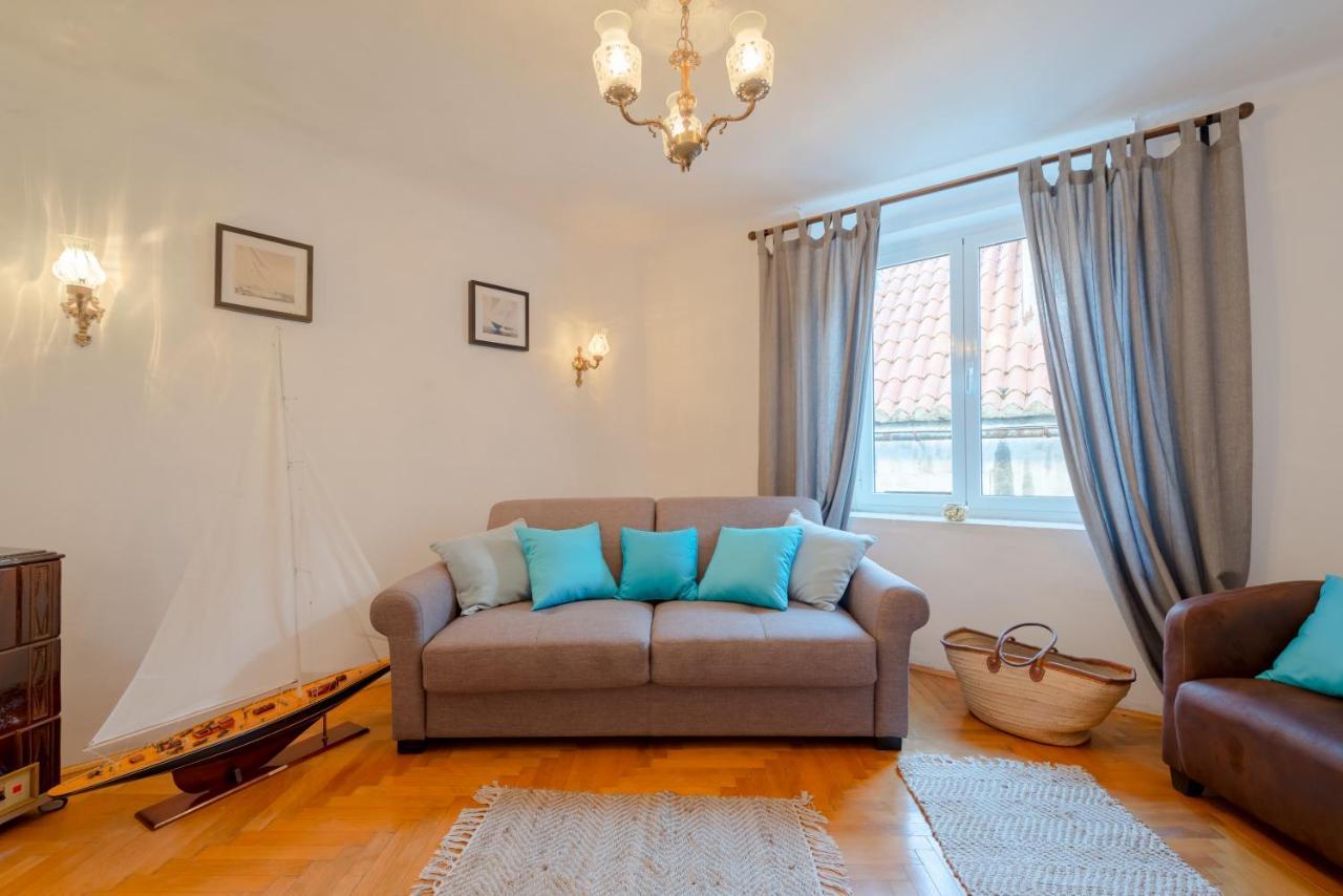 Apartment Lct Alberti Palace
