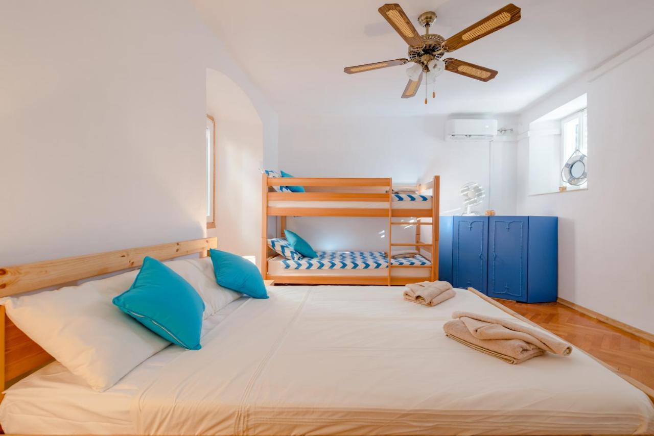 Lct Alberti Palace Apartment