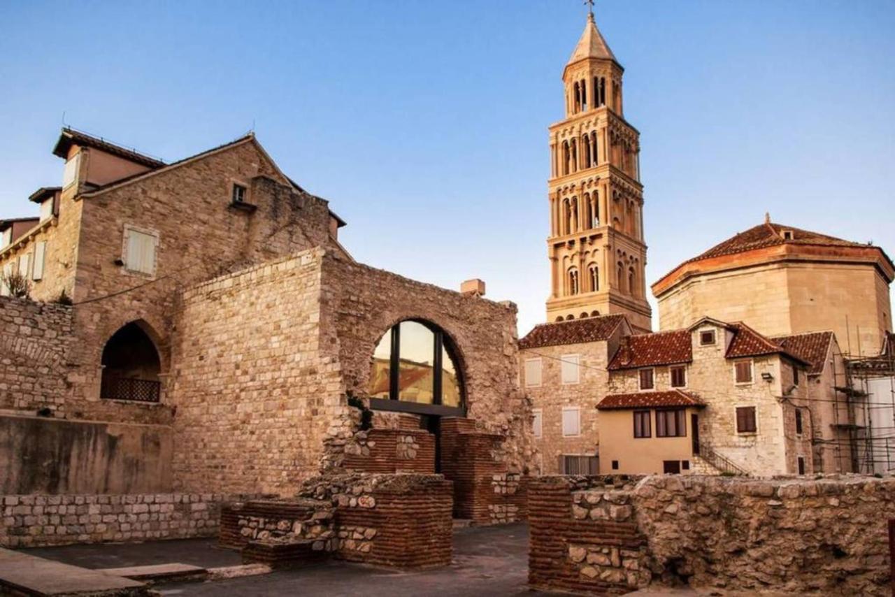 Vauquer * Split