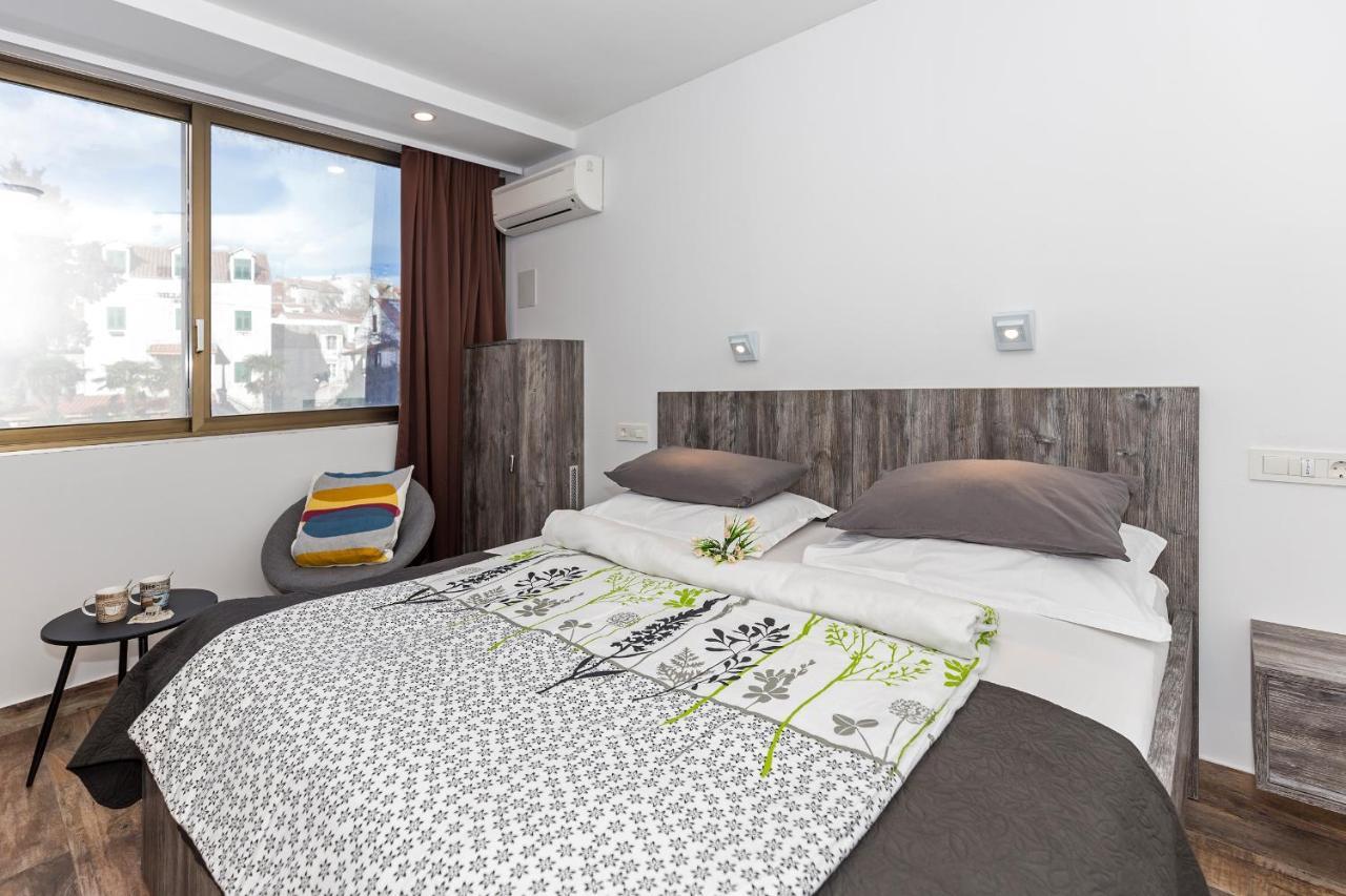 Apinelo Tower Guest house Split