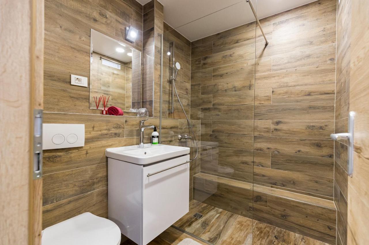 Apinelo Tower Guest house