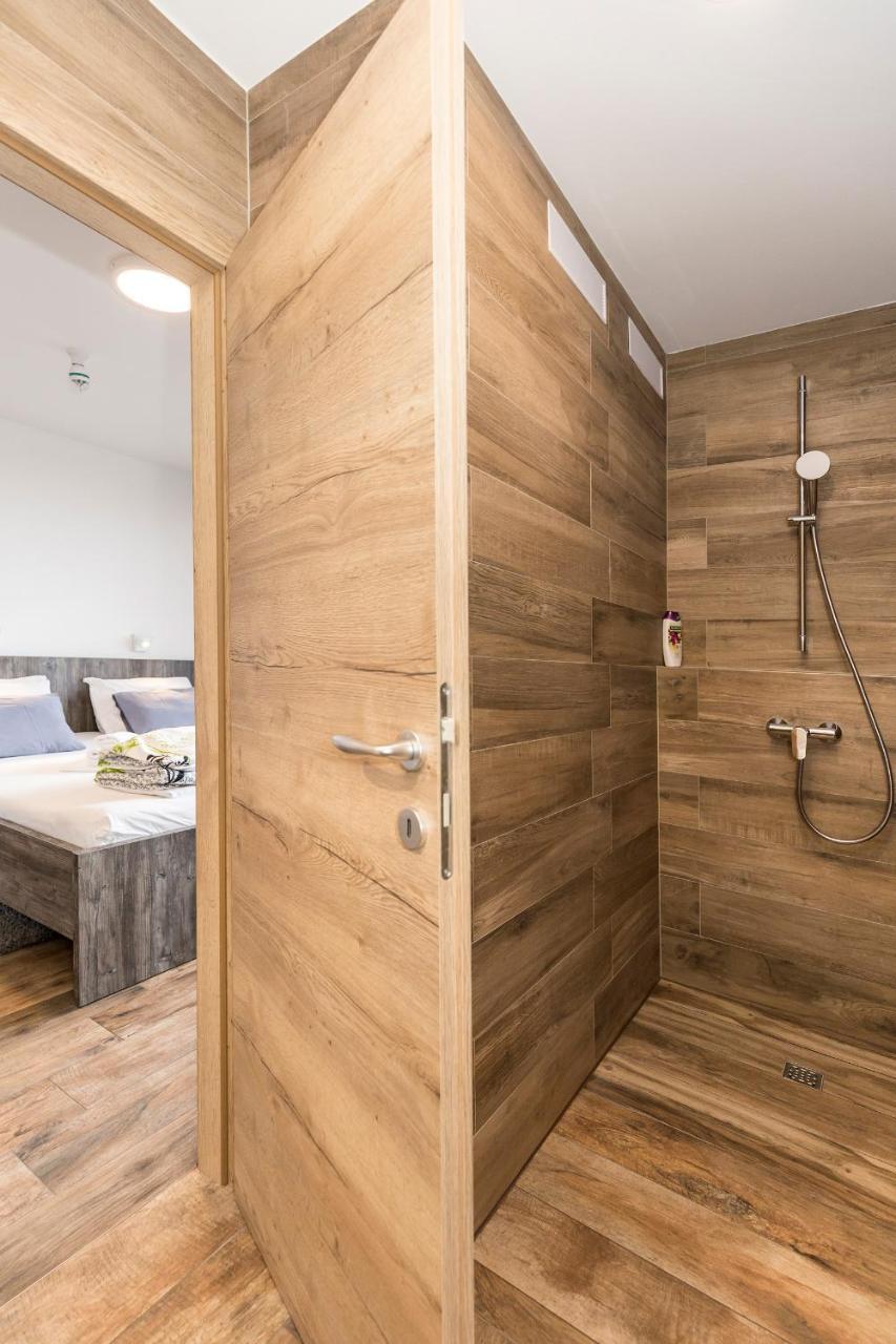 Guest house Apinelo Tower Split