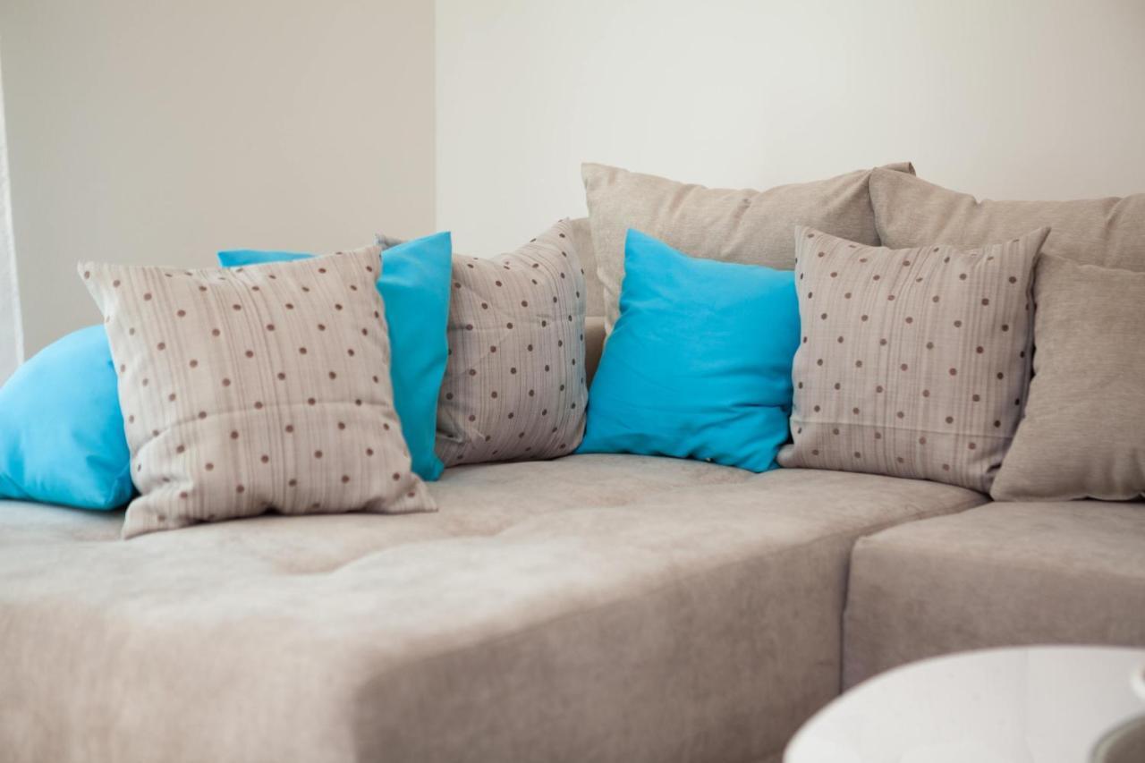 Free Private Garage Apartamento