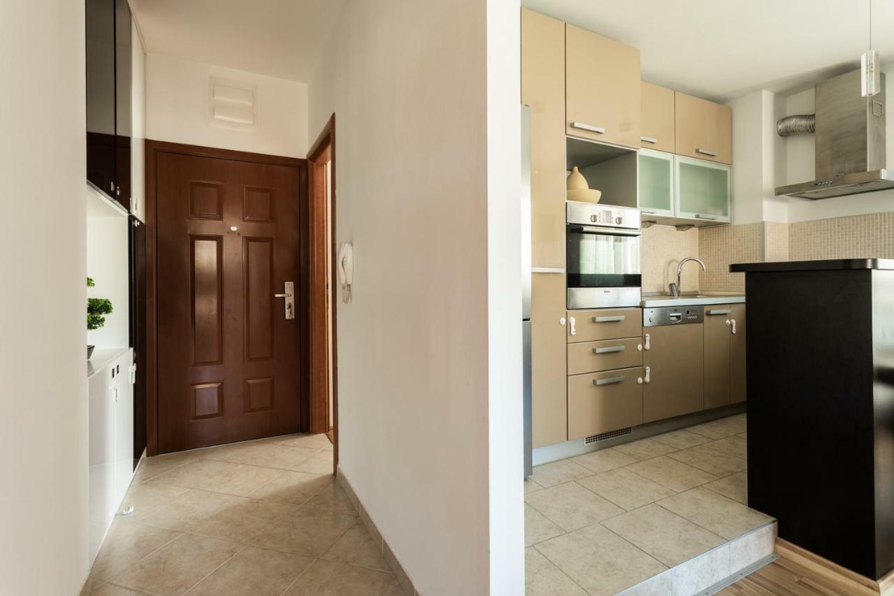 Apartman *