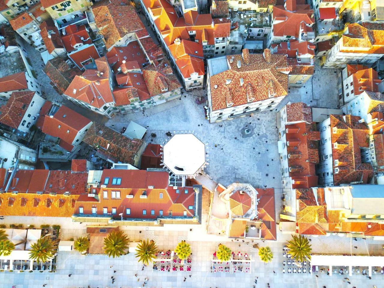 Gaius Aurelius Valerius In Centre Aparthotel Split