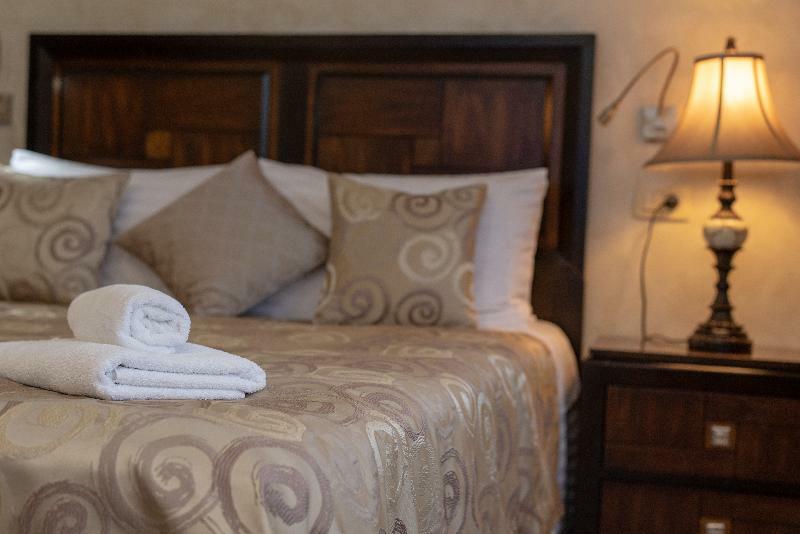 Metropole Luxury Acomodação com café da manhã  4*