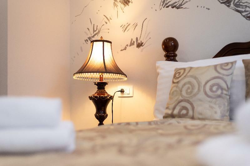 Acomodação com café da manhã  Metropole Luxury 4*