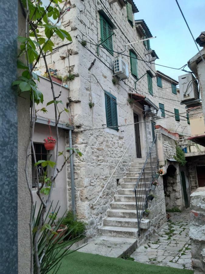 Apartment & Lasta