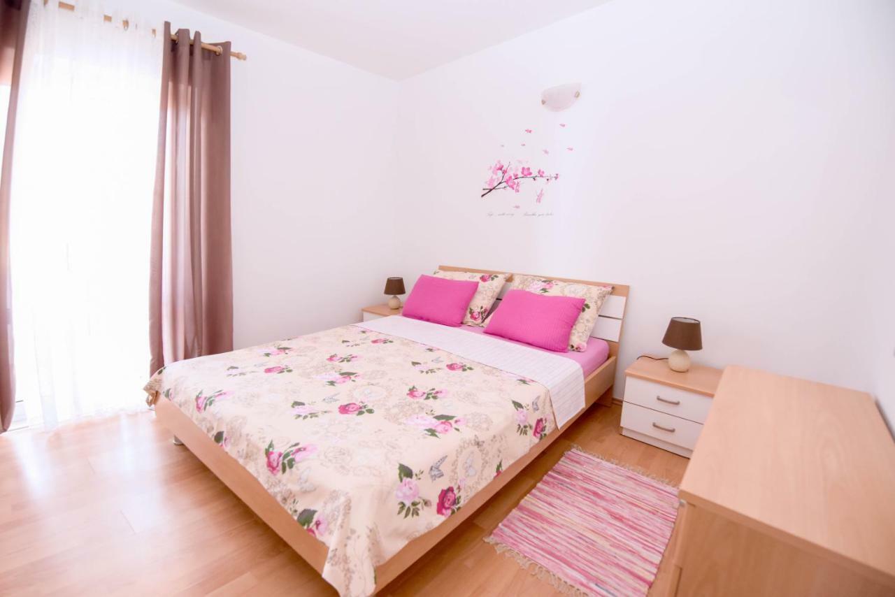Apartment Donella Split