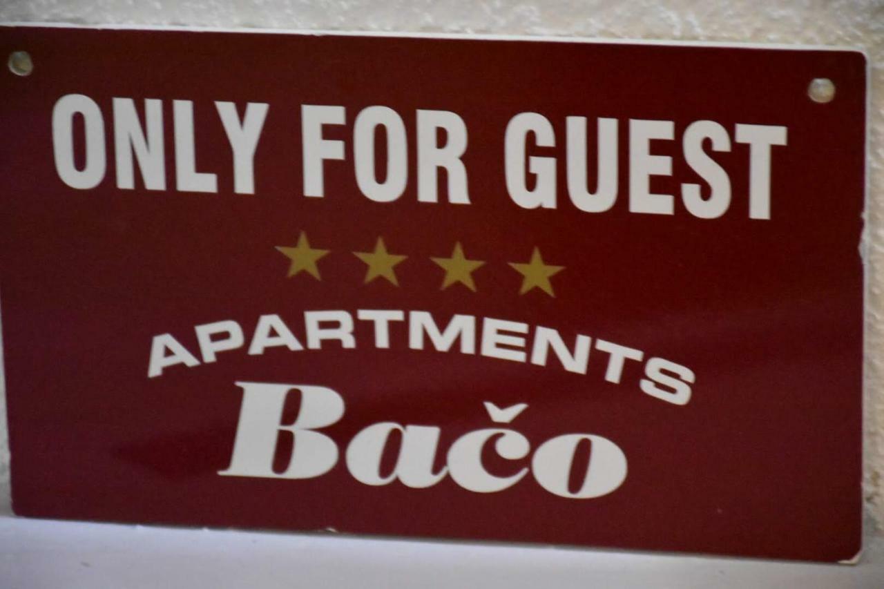 Baco Split