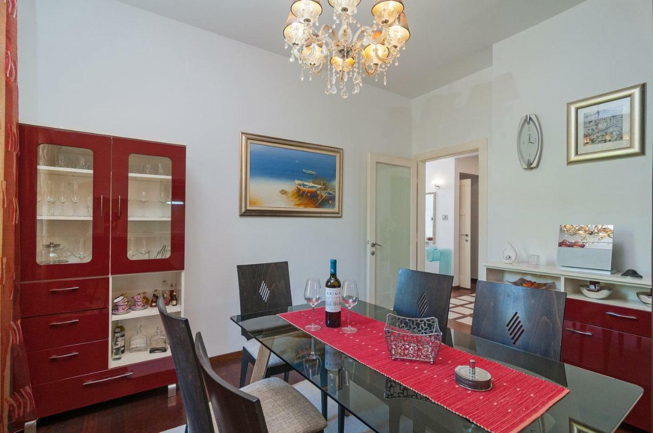 Luxury 7heaven Apartman *