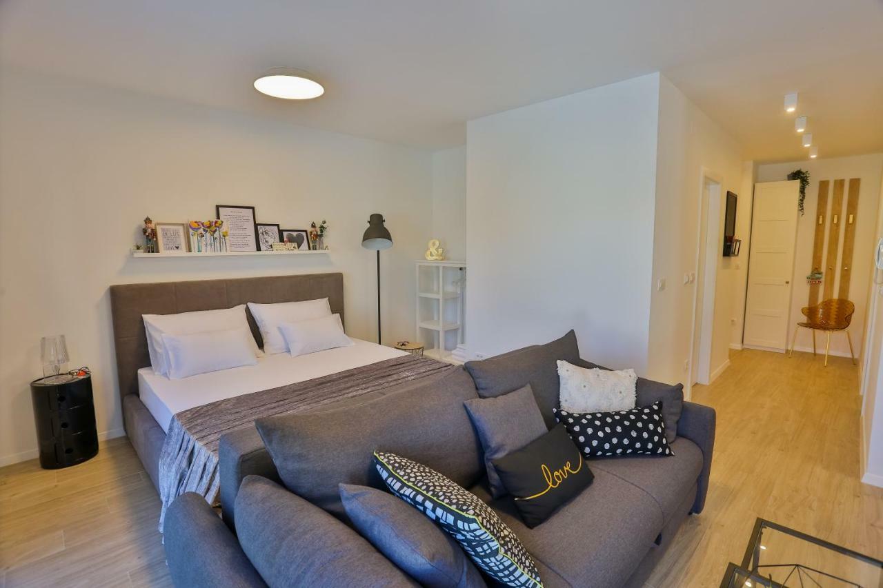Luxury Urban With Jacuzzi Apartment Split